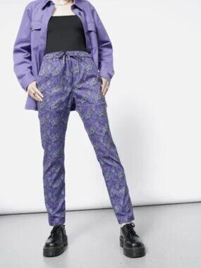 The Essential Drawstring Pant